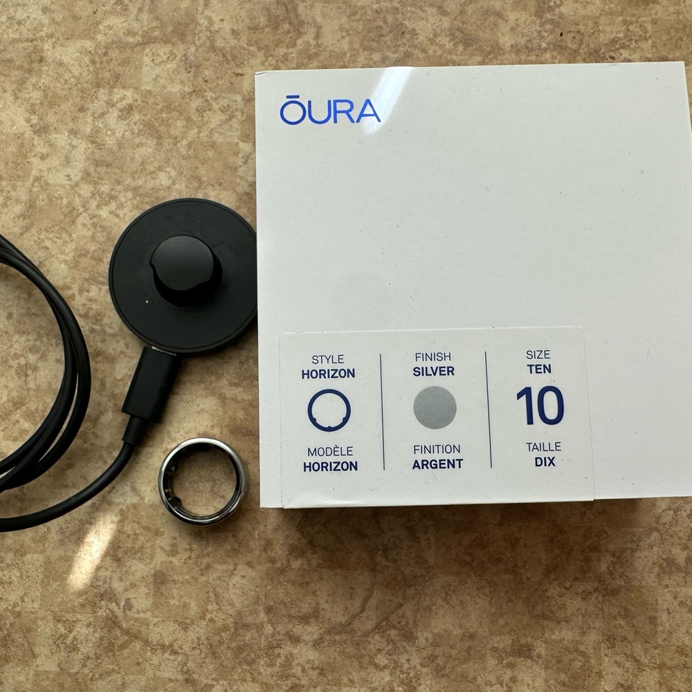 Oura Ring 3 Size 10 with Charger